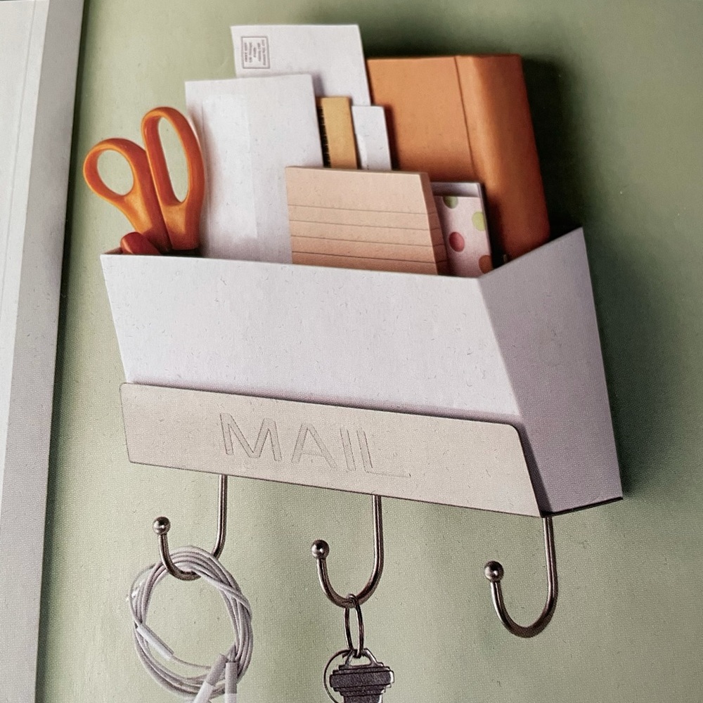 NWB Mail Holder